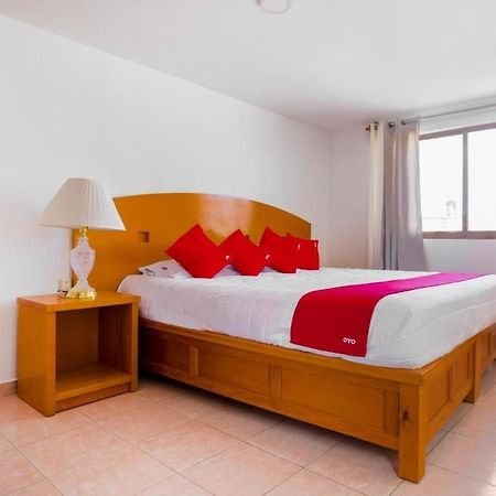 Oyo Hotel Montes, Atlixco Puebla Eksteriør billede