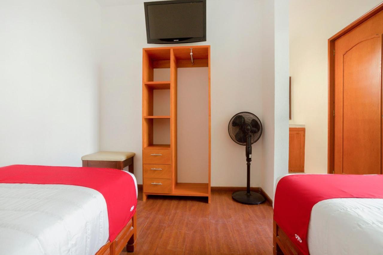 Oyo Hotel Montes, Atlixco Puebla Eksteriør billede