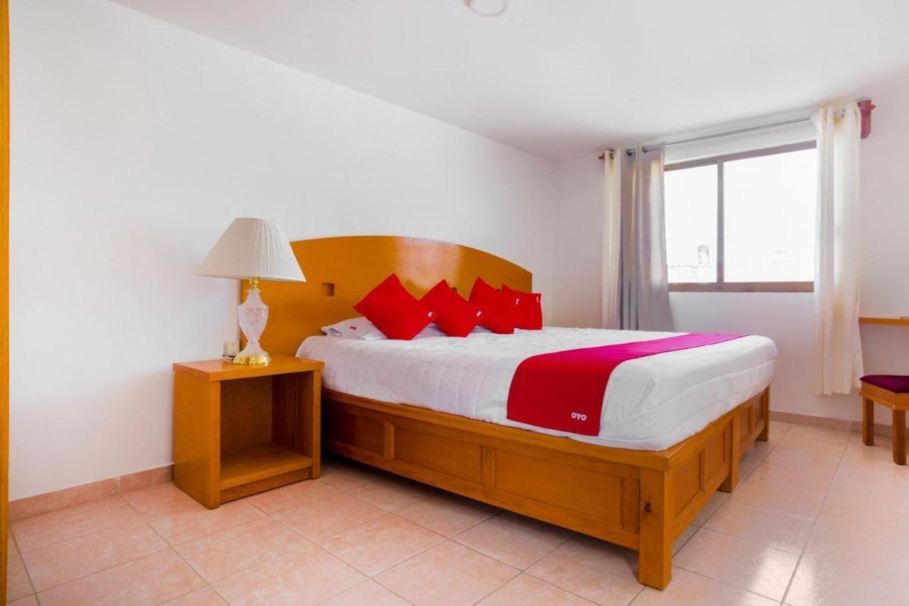 Oyo Hotel Montes, Atlixco Puebla Eksteriør billede