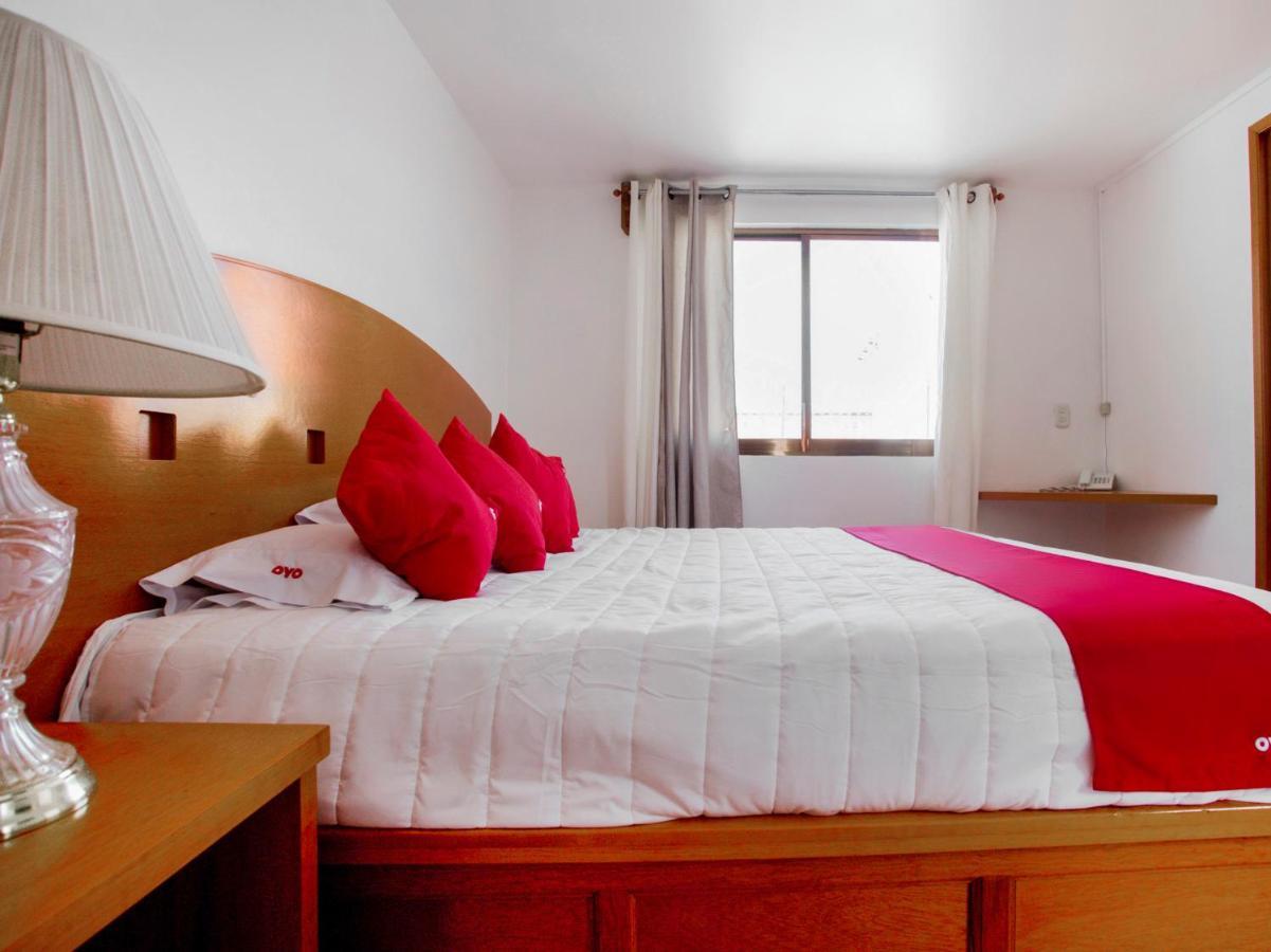 Oyo Hotel Montes, Atlixco Puebla Eksteriør billede