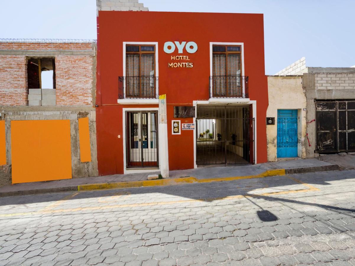 Oyo Hotel Montes, Atlixco Puebla Eksteriør billede