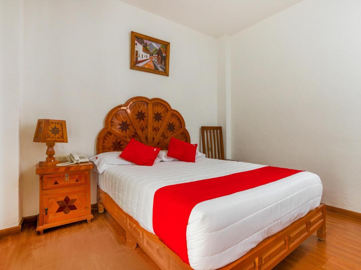 Oyo Hotel Montes, Atlixco Puebla Eksteriør billede